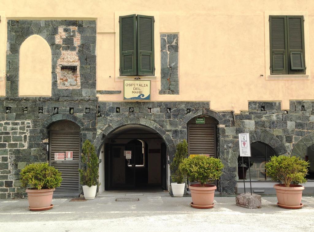 Ospitalia Del Mare Hostel Levanto Exterior photo