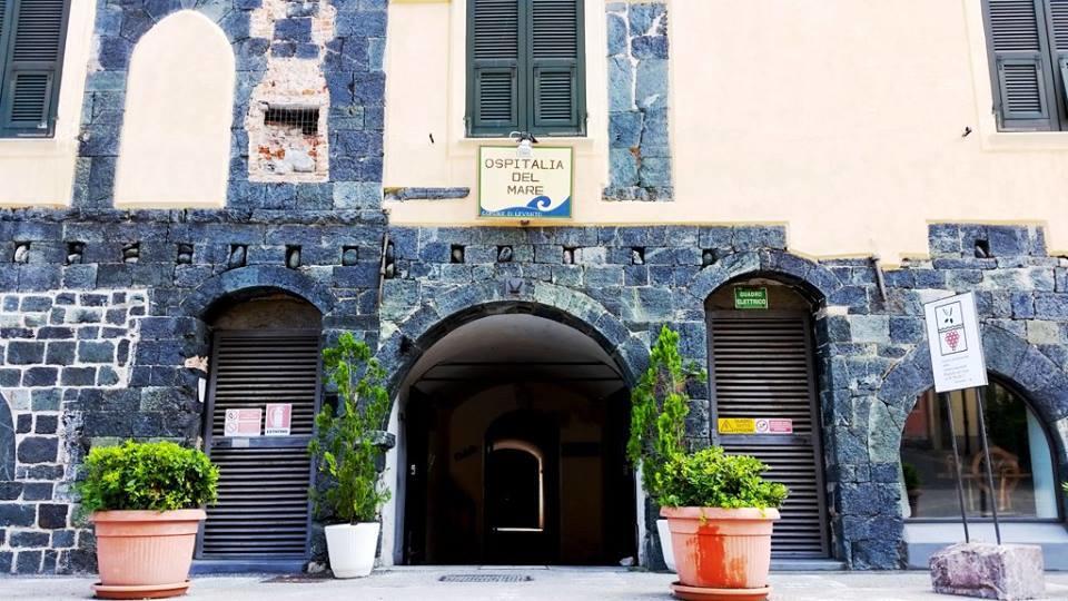 Ospitalia Del Mare Hostel Levanto Exterior photo